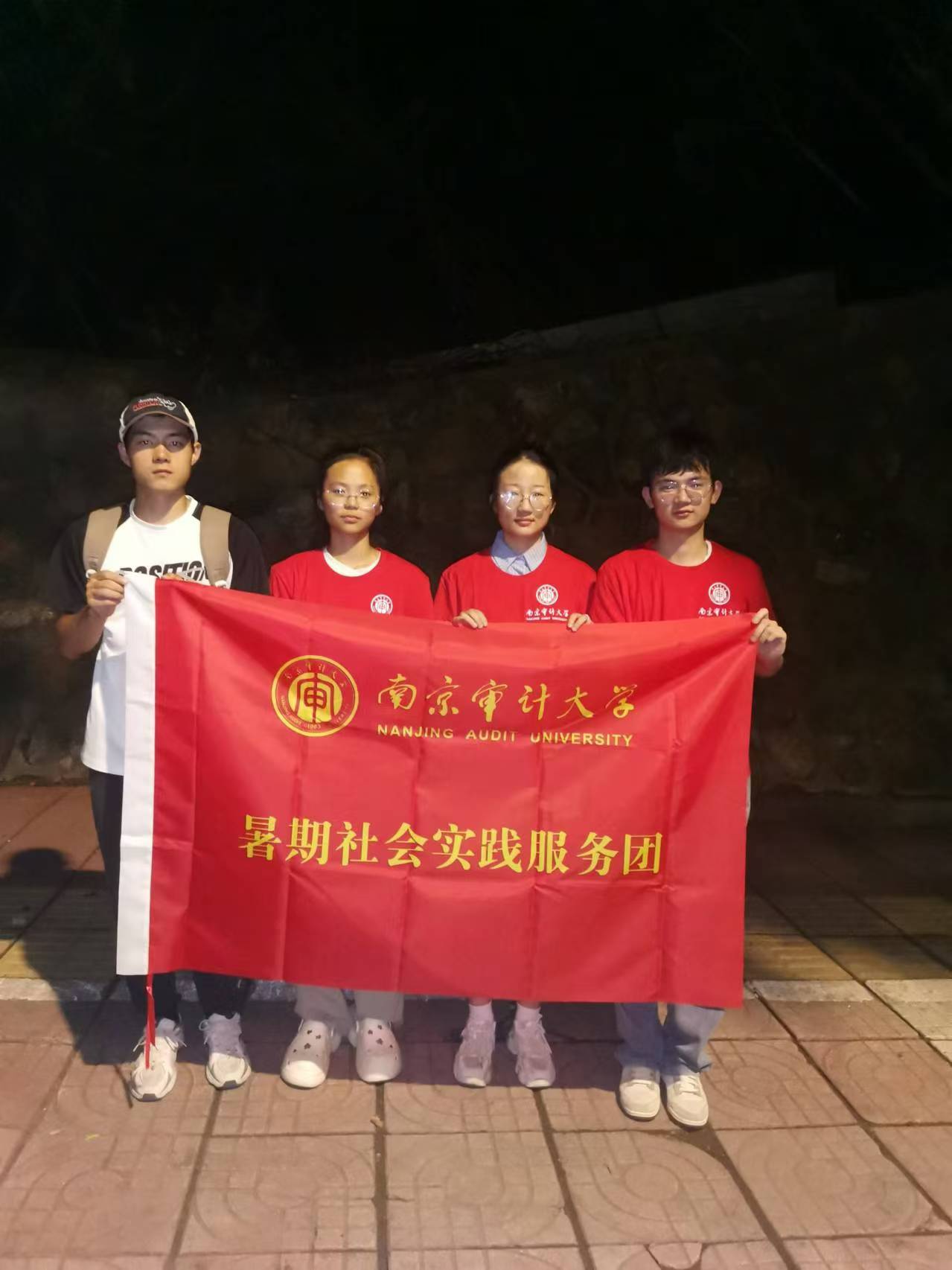 土地承包社會實踐小分隊